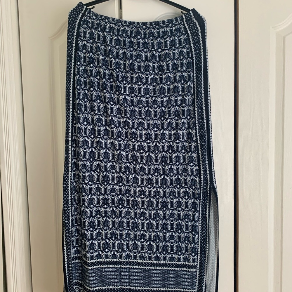 Long skirt comfortable stretch material in blue and white